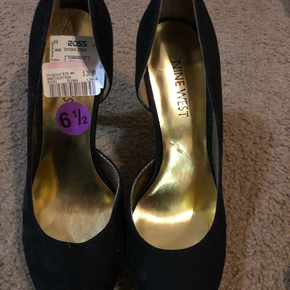 Nine West pumps NWT